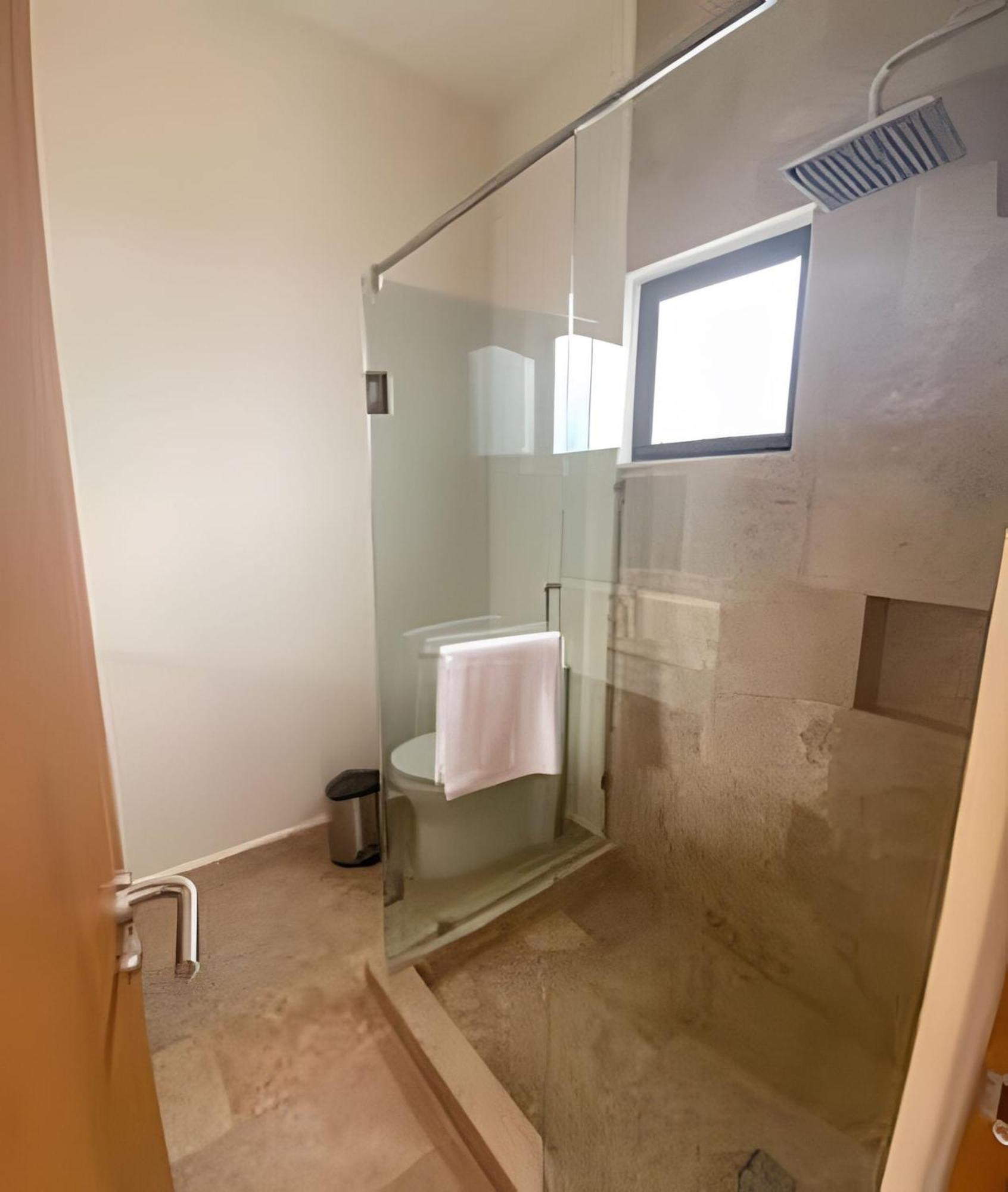 Suit Next To The Common Top Roof Exclusive Building Kingsize Bed 2 Super Pools, Gym, Grill Tulum Zewnętrze zdjęcie