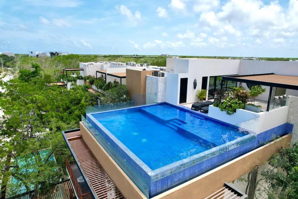 Suit Next To The Common Top Roof Exclusive Building Kingsize Bed 2 Super Pools, Gym, Grill Tulum Zewnętrze zdjęcie